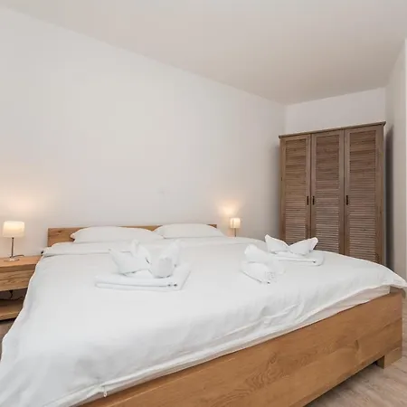 Apartment Petar's Dream 2 *