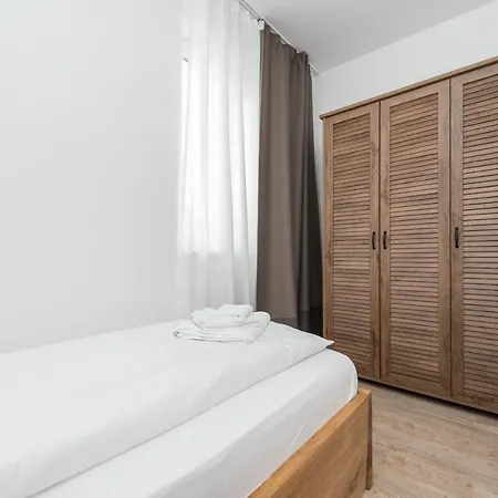 Apartment Petar's Dream 2 *