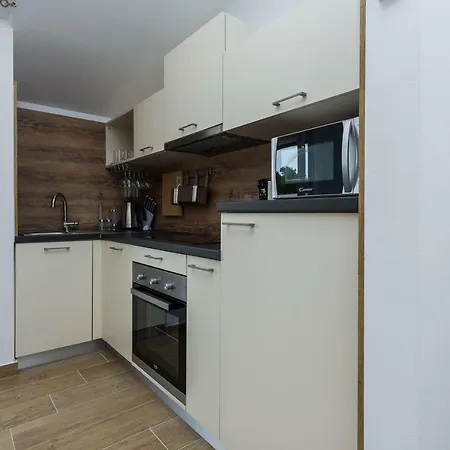 公寓 Petar's Dream 2 *